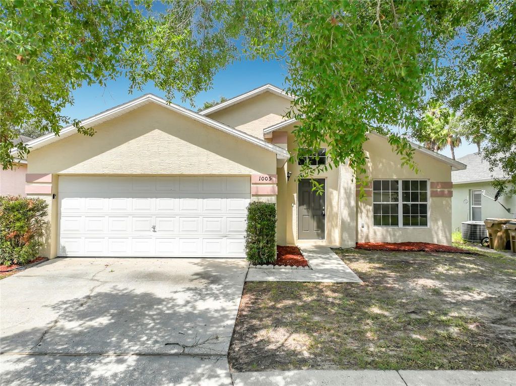 1005 WINDING WATER WAY, Clermont, FL 34714