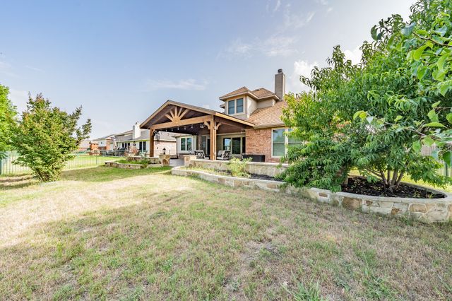 2006 Water Fall Way, Wylie, TX 75098