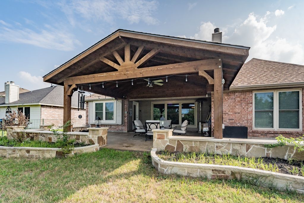 2006 Water Fall Way, Wylie, TX 75098