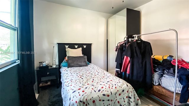 7105 NW 73rd Ave, Tamarac, FL 33321