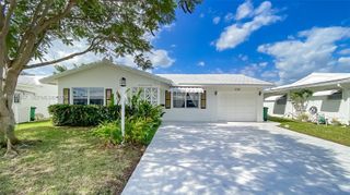 7105 NW 73rd Ave, Tamarac, FL 33321