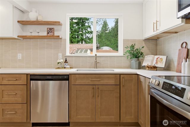 12425 9th Drive SE, Everett, WA 98208
