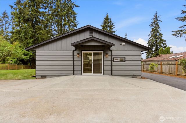 12425 9th Drive SE, Everett, WA 98208