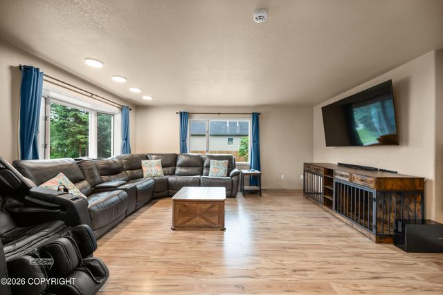 10036 Caribou Street, Eagle River, AK 99577