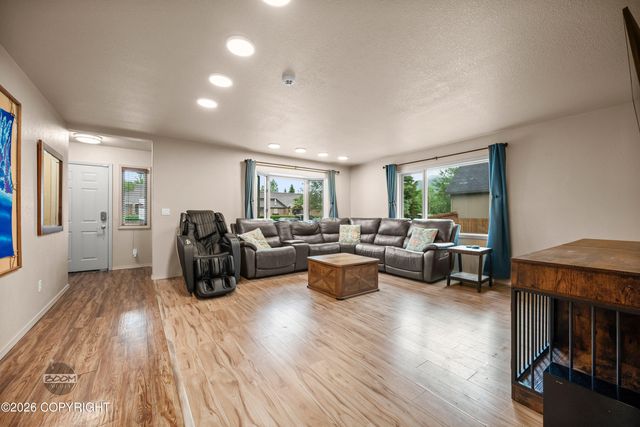 10036 Caribou Street, Eagle River, AK 99577