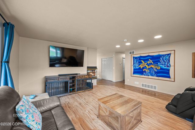 10036 Caribou Street, Eagle River, AK 99577