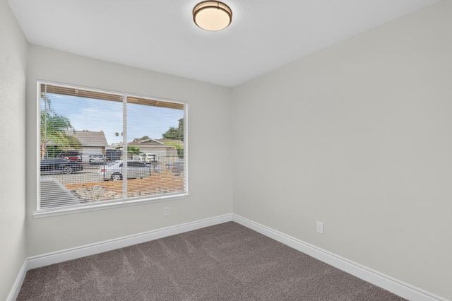 7828 Rockhurst Way, Sacramento, CA 95828