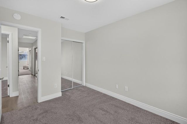 7828 Rockhurst Way, Sacramento, CA 95828