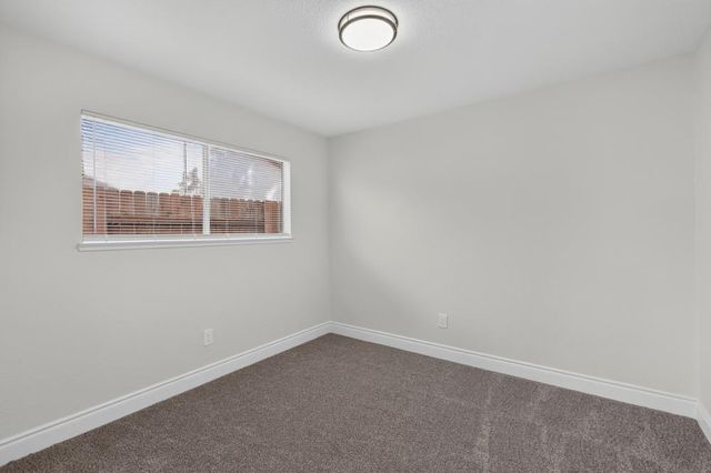 7828 Rockhurst Way, Sacramento, CA 95828