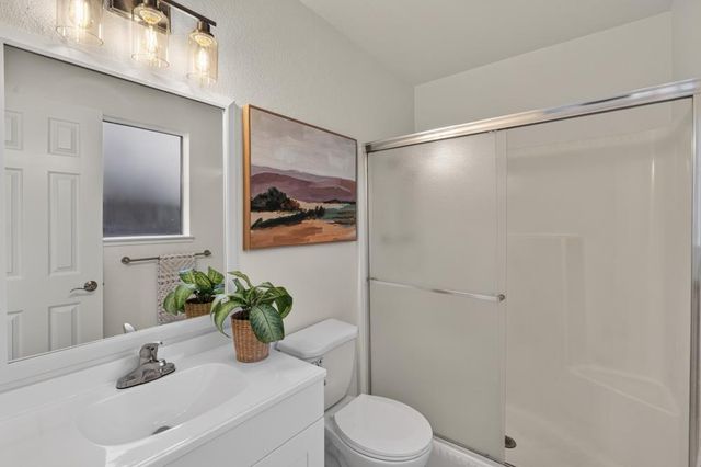 7828 Rockhurst Way, Sacramento, CA 95828