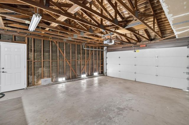 7828 Rockhurst Way, Sacramento, CA 95828