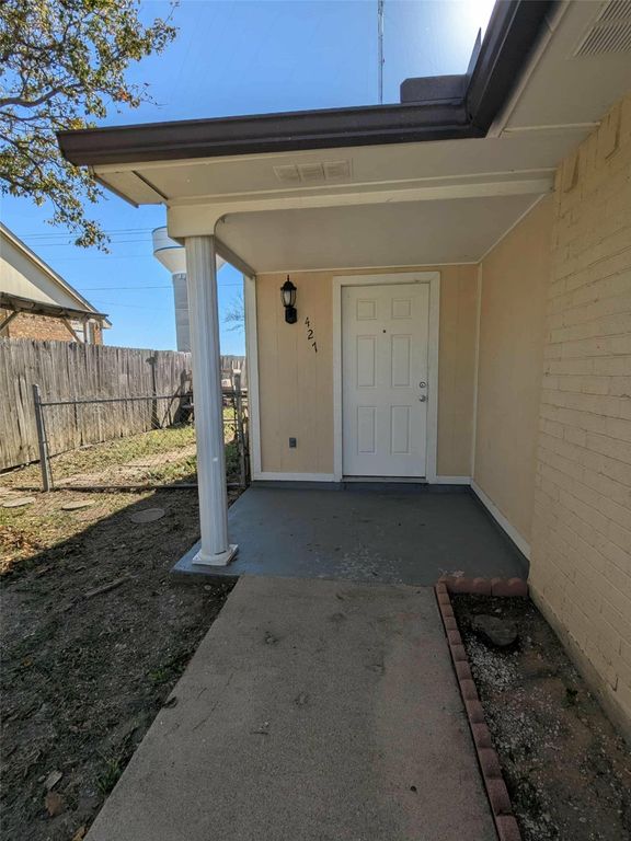 427 Pogue Street, Cedar Hill, TX 75104