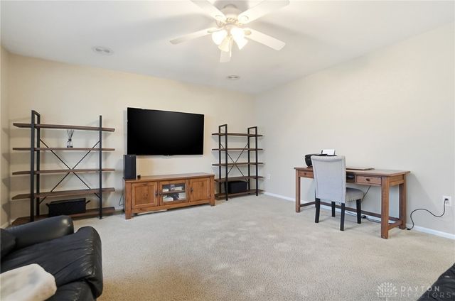 2000 Meadowside Lane, Dayton, OH 45458