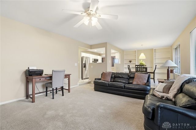 2000 Meadowside Lane, Dayton, OH 45458