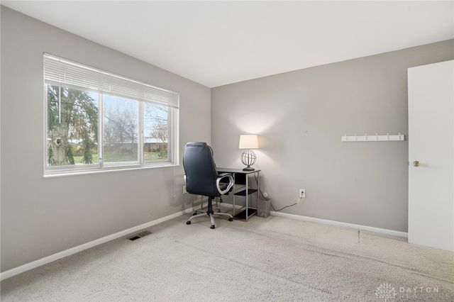 2000 Meadowside Lane, Dayton, OH 45458