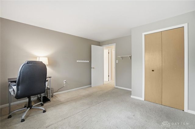 2000 Meadowside Lane, Dayton, OH 45458