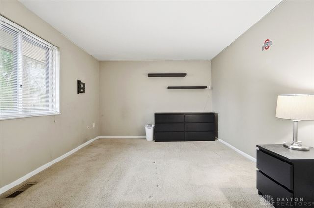 2000 Meadowside Lane, Dayton, OH 45458