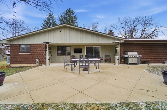 2000 Meadowside Lane, Dayton, OH 45458