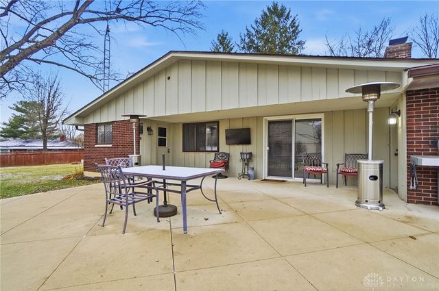 2000 Meadowside Lane, Dayton, OH 45458