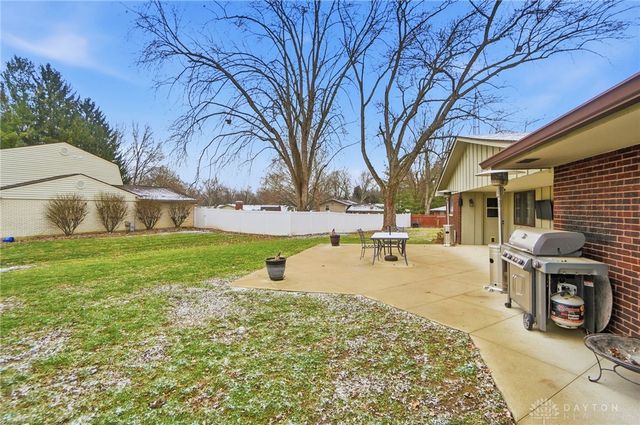 2000 Meadowside Lane, Dayton, OH 45458