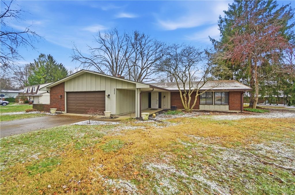 2000 Meadowside Lane, Dayton, OH 45458