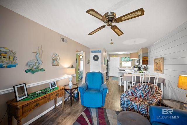 728 W Beach Boulevard 104, Gulf Shores, AL 36542