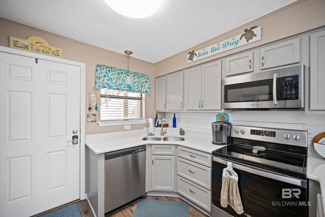 728 W Beach Boulevard 104, Gulf Shores, AL 36542