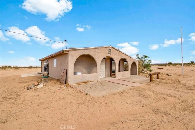 59724 Stearman Road, Landers, CA 92285