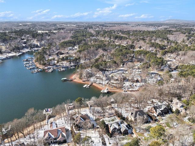 4526 Island Waters Drive, Denver, NC 28037