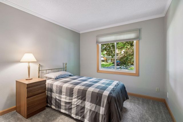 13881 Holyoke Lane, Apple Valley, MN 55124