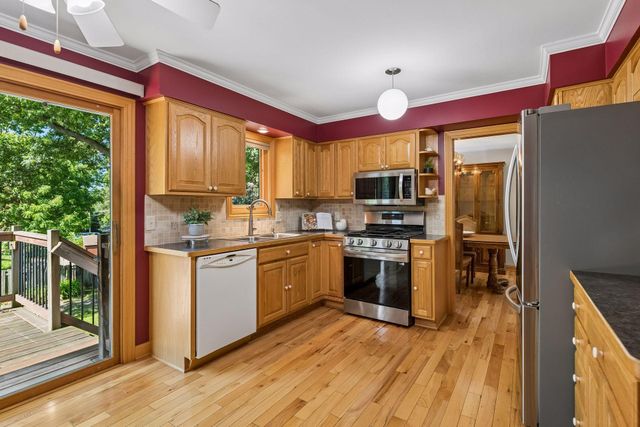 13881 Holyoke Lane, Apple Valley, MN 55124