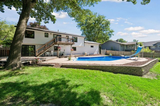 13881 Holyoke Lane, Apple Valley, MN 55124