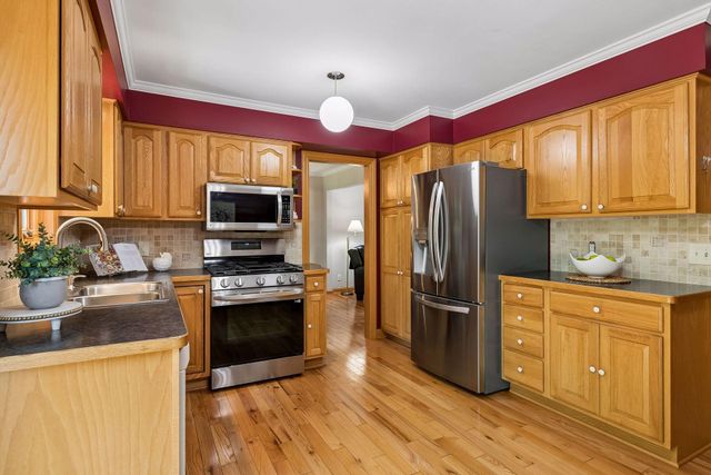 13881 Holyoke Lane, Apple Valley, MN 55124