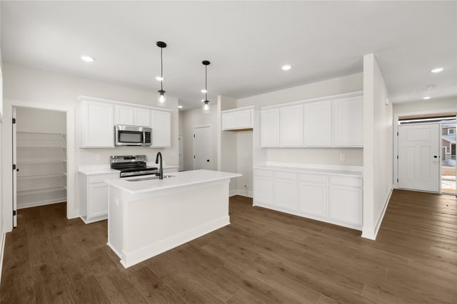 3120 NW 27th Circle, Ankeny, IA 50023