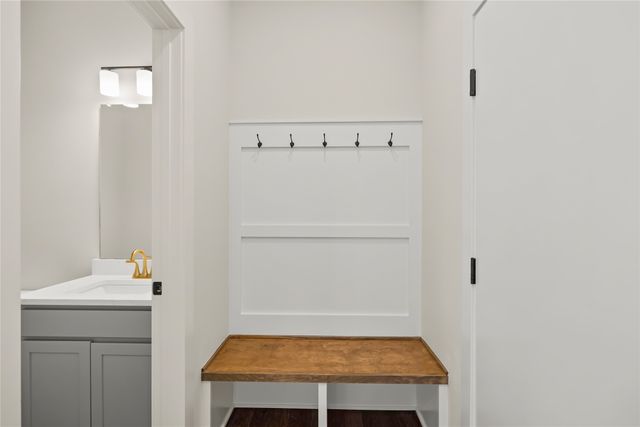 3120 NW 27th Circle, Ankeny, IA 50023