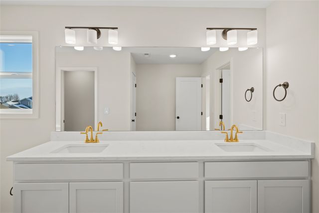 3120 NW 27th Circle, Ankeny, IA 50023