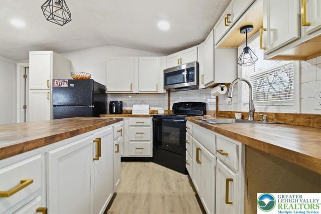 57 West Zimmer Drive, Lehigh Twp, PA 18088