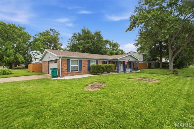 3200 West Boulevard, Belleville, IL 62221