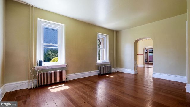 139 W MAIN ST, Silverdale, PA 18962