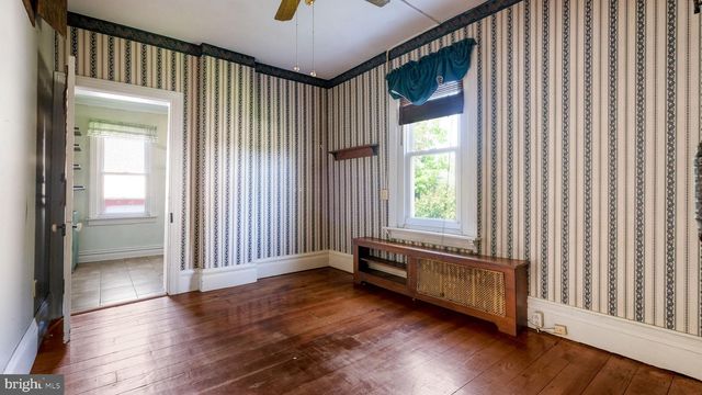 139 W MAIN ST, Silverdale, PA 18962