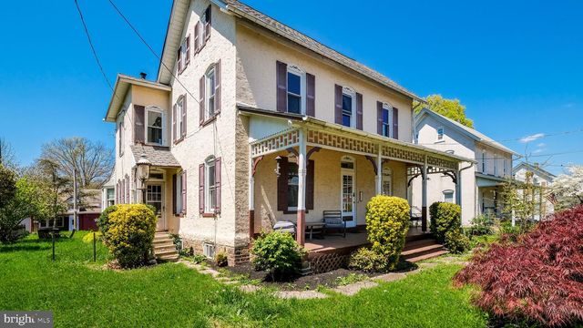 139 W MAIN ST, Silverdale, PA 18962