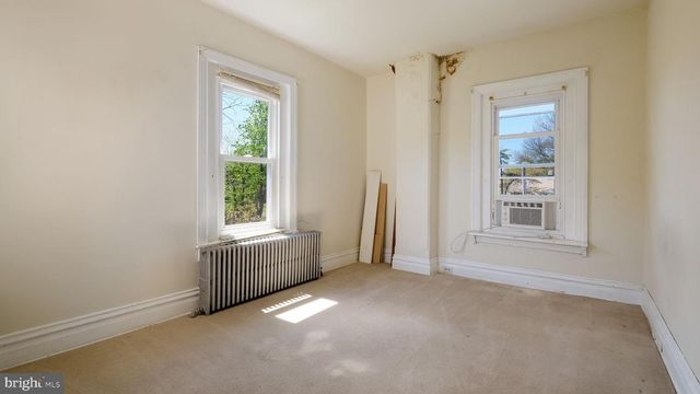 139 W MAIN ST, Silverdale, PA 18962