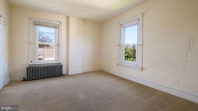 139 W MAIN ST, Silverdale, PA 18962