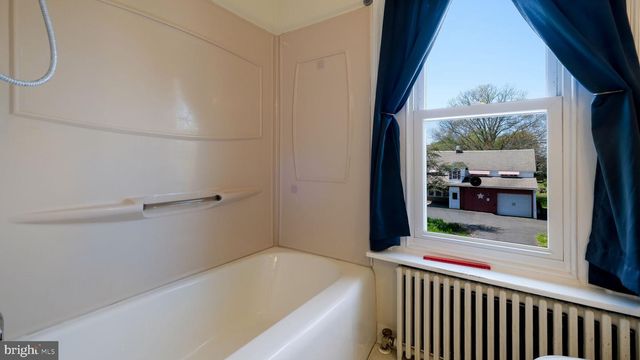 139 W MAIN ST, Silverdale, PA 18962