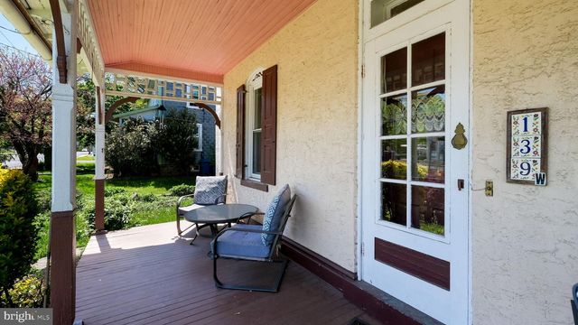 139 W MAIN ST, Silverdale, PA 18962