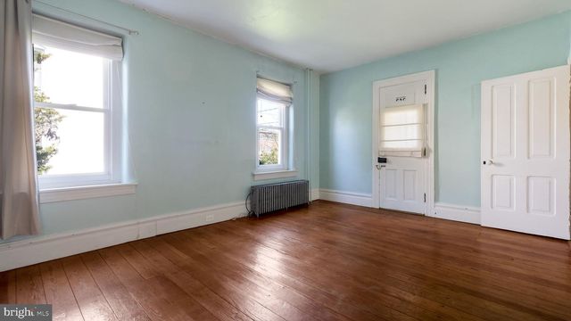139 W MAIN ST, Silverdale, PA 18962