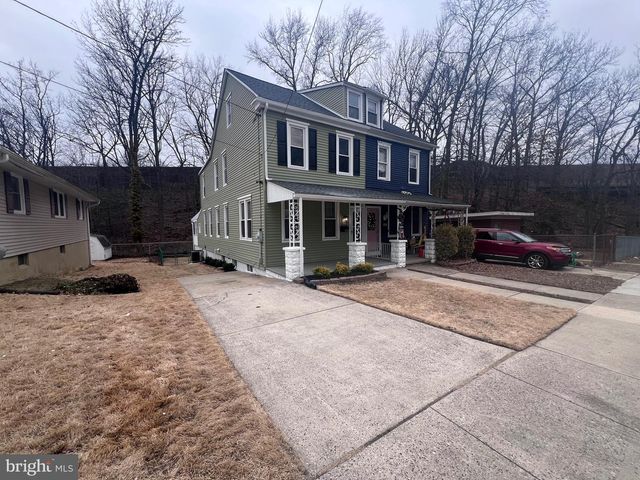 119 ALBANY AVE, Barrington, NJ 08007