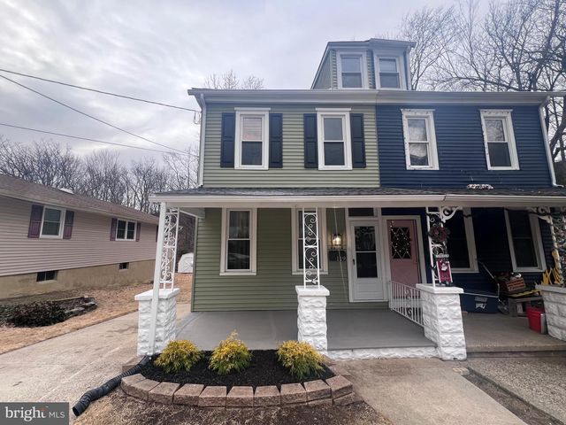 119 ALBANY AVE, Barrington, NJ 08007