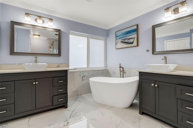 7569 Parkside Lane, Margate, FL 33063