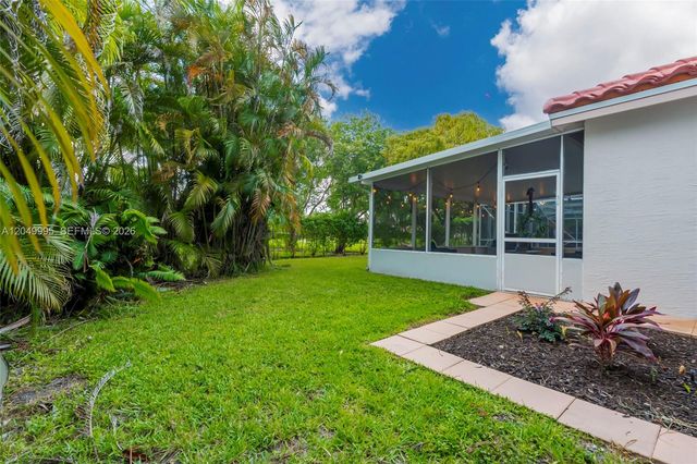 7569 Parkside Lane, Margate, FL 33063